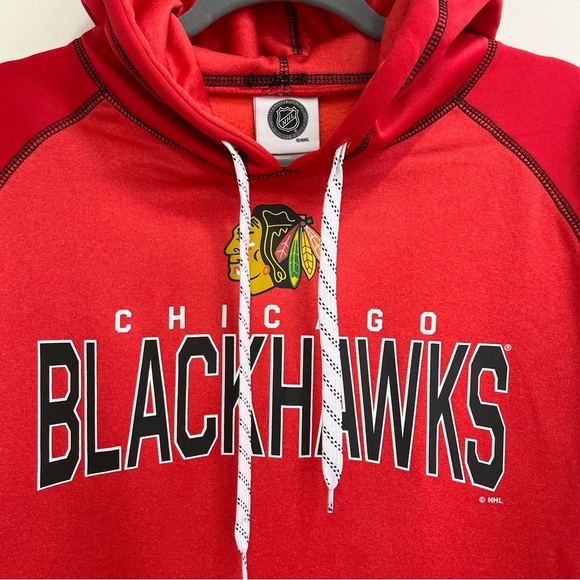 NHL Chicago Blackhawks pullover hoodie sweatshirt size medium - Picture 3 of 7